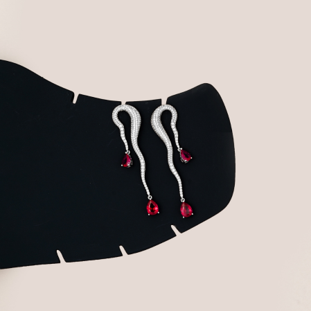 Hiraola's Product Image